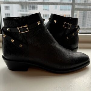 Valentino Garavani Rockstud Ankle Boot